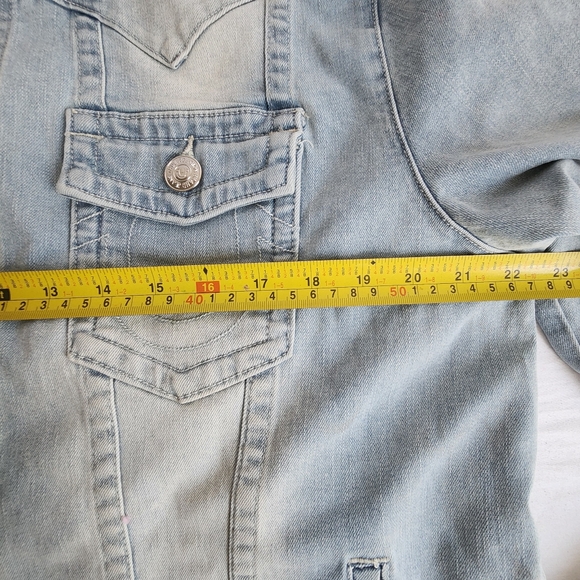 True Religion Jimmy Denim Trucker Button Stretch Jacket Light Shower Size M - Picture 8 of 9
